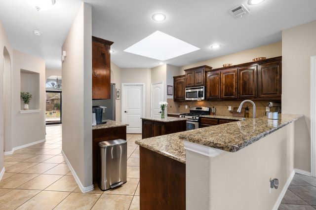 11921 Sundog Way, Fort Worth, TX 76244