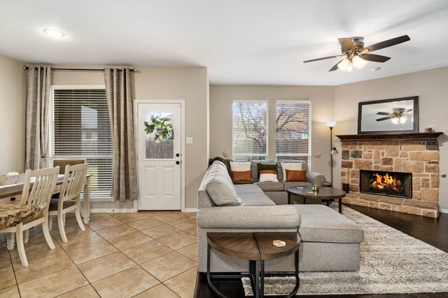 11921 Sundog Way, Fort Worth, TX 76244