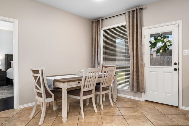 11921 Sundog Way, Fort Worth, TX 76244