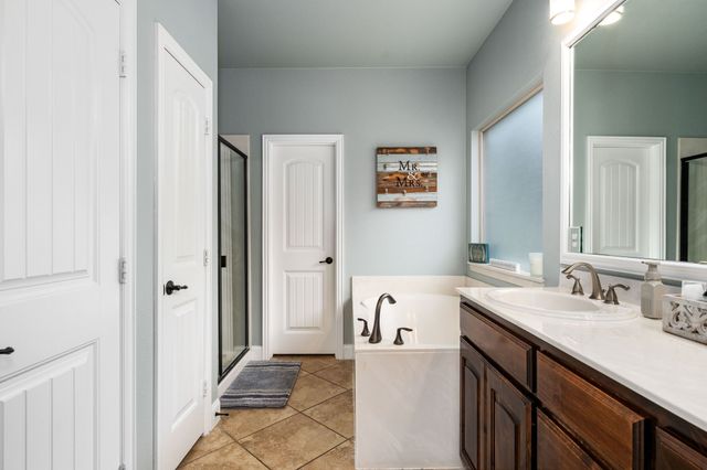 11921 Sundog Way, Fort Worth, TX 76244