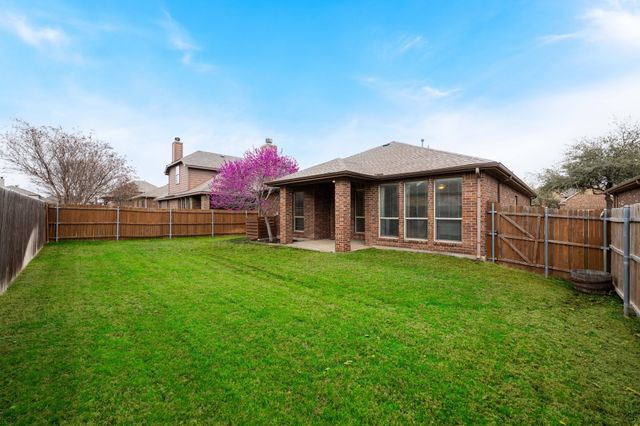 11921 Sundog Way, Fort Worth, TX 76244