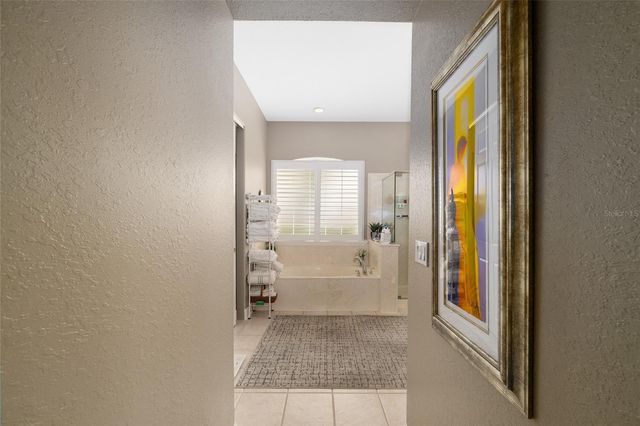 9479 SE 130TH STREET ROAD, Summerfield, FL 34491