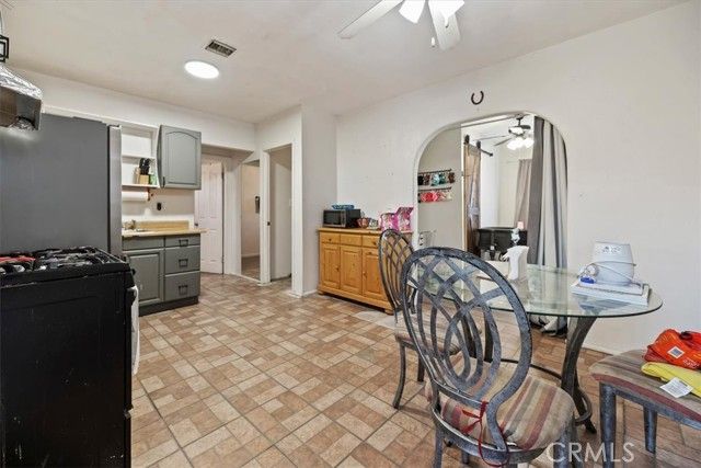 836 Woodlawn, Ontario, CA 91761