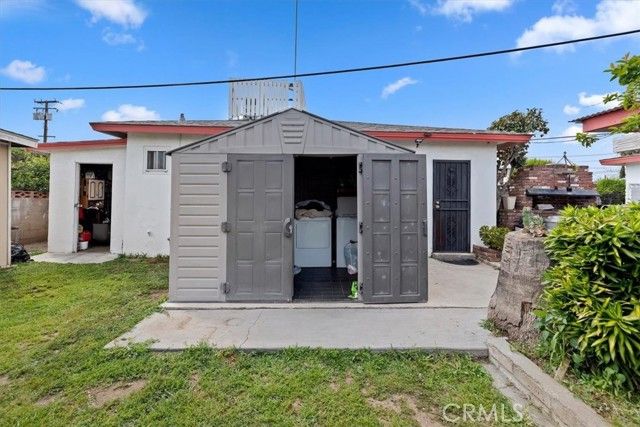 836 Woodlawn, Ontario, CA 91761