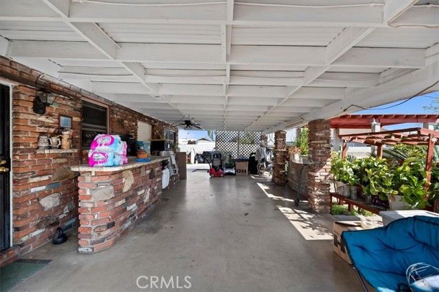 836 Woodlawn, Ontario, CA 91761