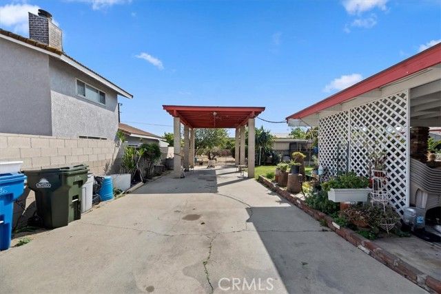 836 Woodlawn, Ontario, CA 91761