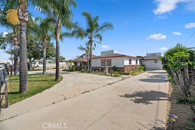 836 Woodlawn, Ontario, CA 91761