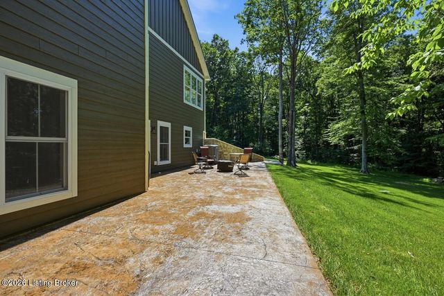 130 Big Blue Ct, Elizabethtown, KY 42701