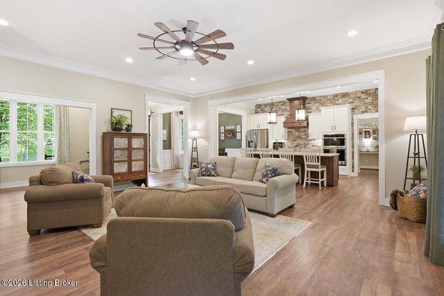 130 Big Blue Ct, Elizabethtown, KY 42701