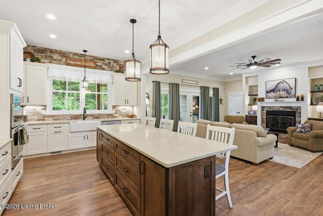 130 Big Blue Ct, Elizabethtown, KY 42701