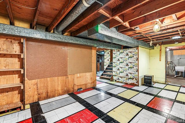 2811 Fredrickson Street, South Bend, IN 46628