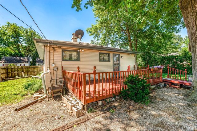 2811 Fredrickson Street, South Bend, IN 46628