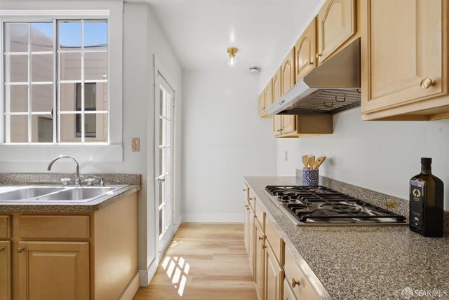 1443 30th Avenue, San Francisco, CA 94122