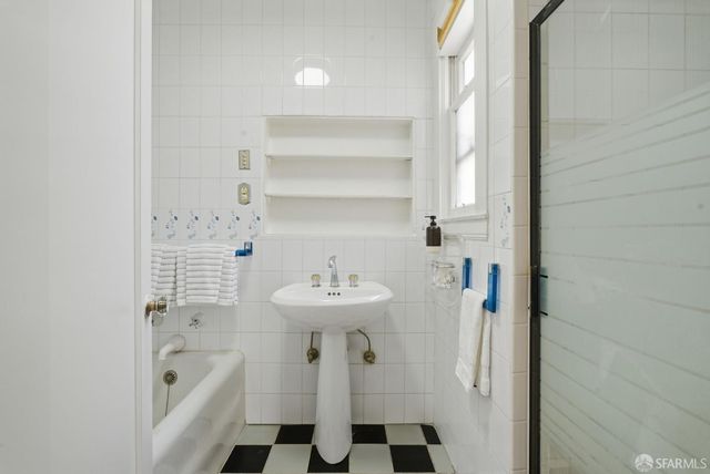 1443 30th Avenue, San Francisco, CA 94122