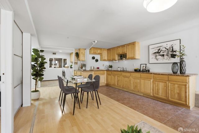 1443 30th Avenue, San Francisco, CA 94122