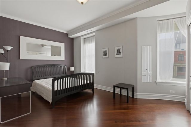 36 S ASHLAND Avenue 202, Chicago, IL 60607