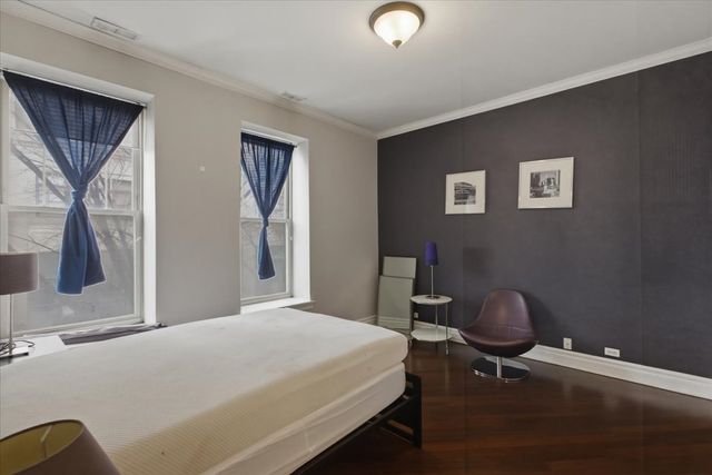 36 S ASHLAND Avenue 202, Chicago, IL 60607