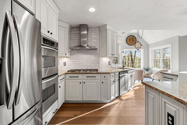 8B Louis Drive, Brookline, NH 03033