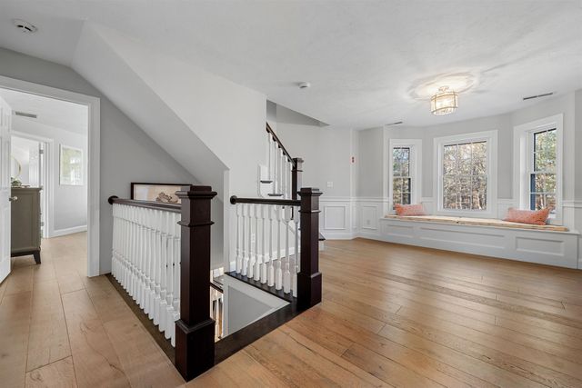 8B Louis Drive, Brookline, NH 03033