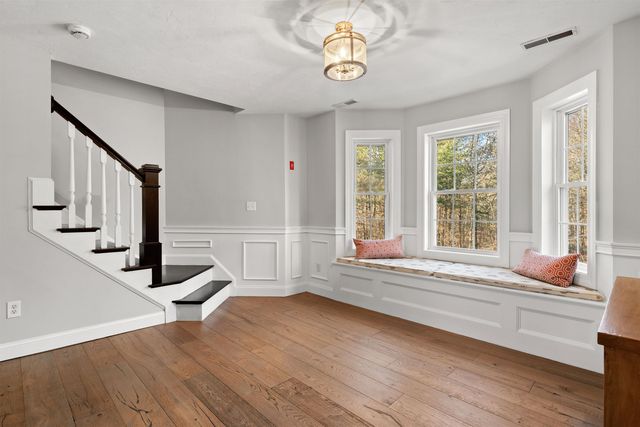 8B Louis Drive, Brookline, NH 03033