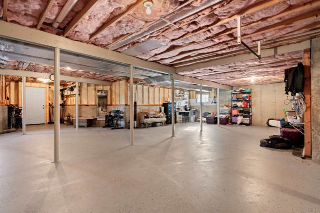 8B Louis Drive, Brookline, NH 03033