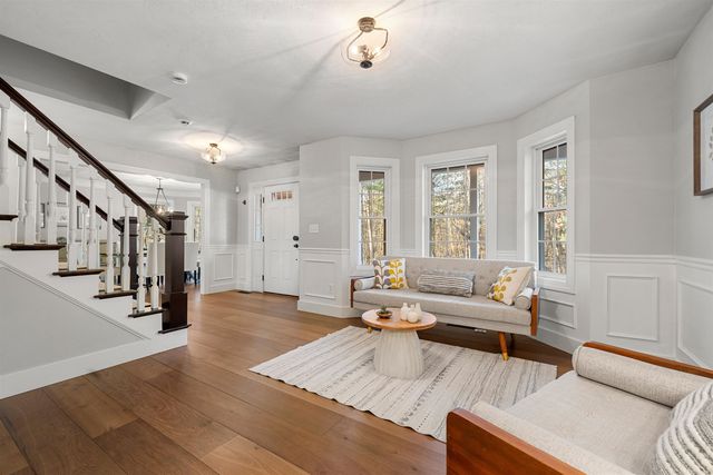 8B Louis Drive, Brookline, NH 03033