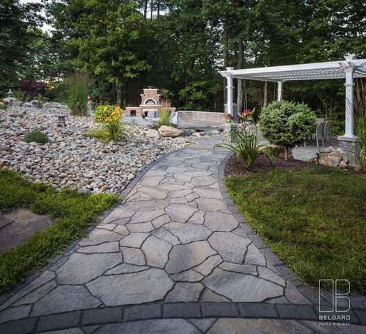 8B Louis Drive, Brookline, NH 03033