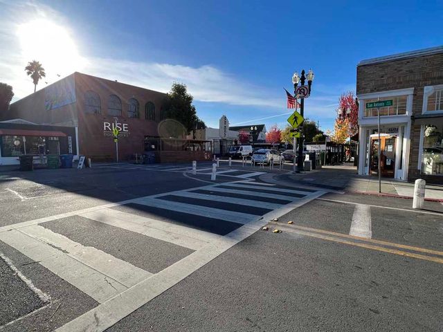 2312 SAN ANTONIO AVE, Alameda, CA 94501