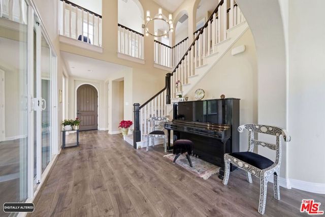 5929 Spelthorne Lane, Los Angeles, CA 90034