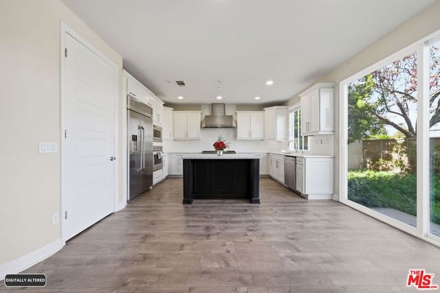 5929 Spelthorne Lane, Los Angeles, CA 90034