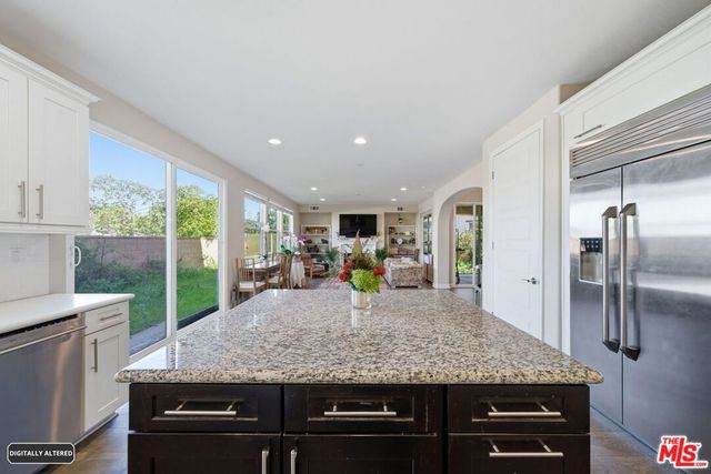 5929 Spelthorne Lane, Los Angeles, CA 90034