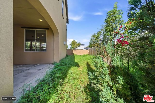 5929 Spelthorne Lane, Los Angeles, CA 90034