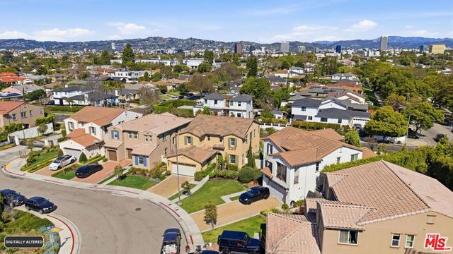 5929 Spelthorne Lane, Los Angeles, CA 90034