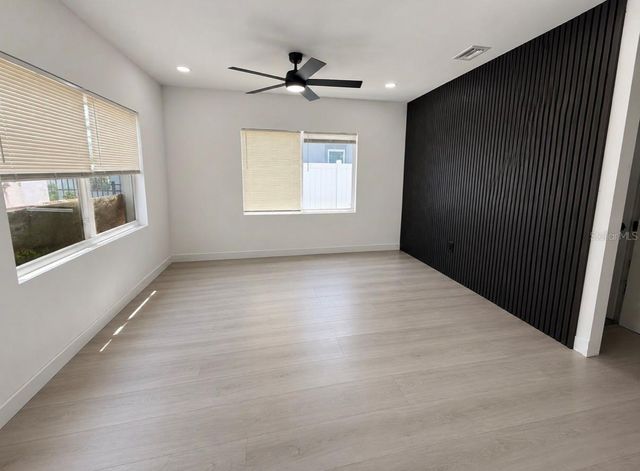 3010 6TH AVENUE S, St Petersburg, FL 33712