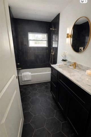 3010 6TH AVENUE S, St Petersburg, FL 33712