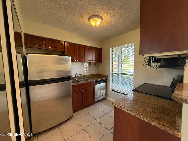 10200 BELLE RIVE Boulevard 203, Jacksonville, FL 32256