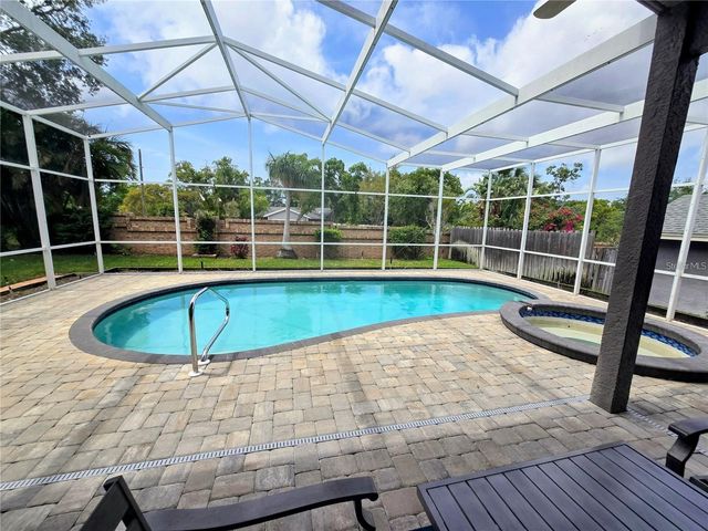 1028 TRADEWINDS DRIVE, Tarpon Springs, FL 34689
