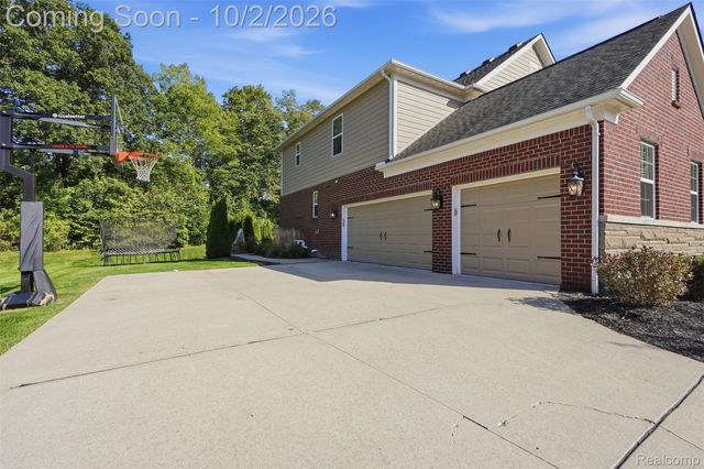23395 Millwood East Court, Lyon Charter Township, MI 48178