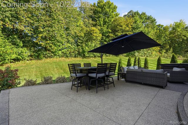 23395 Millwood East Court, Lyon Charter Township, MI 48178