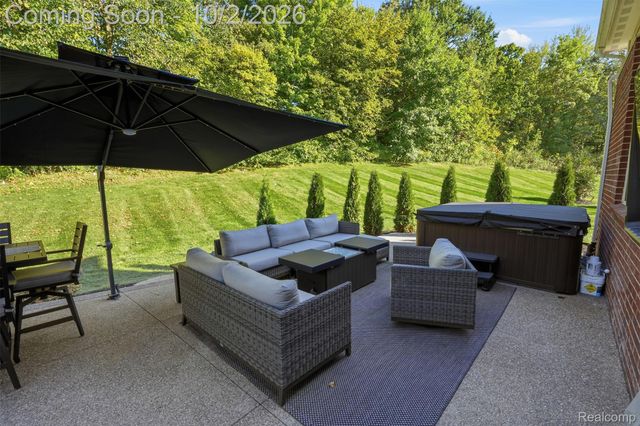 23395 Millwood East Court, Lyon Charter Township, MI 48178