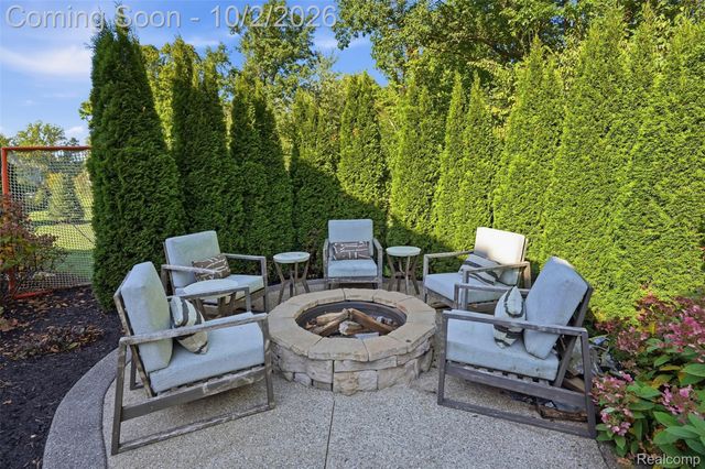 23395 Millwood East Court, Lyon Charter Township, MI 48178
