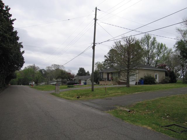 25302560 NE N. Ocoee Street, NE, Cleveland, TN 37312