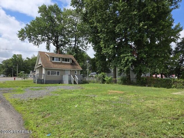 261 State Route 36, Hazlet, NJ 07730
