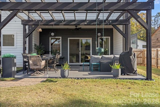 5908 Pepper Bush Lane, Charlotte, NC 28212