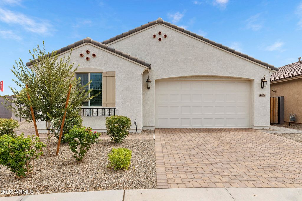 4007 N 101ST Drive, Avondale, AZ 85392 — photo 2