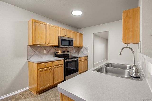 7818 Braun, San Antonio, TX 78250