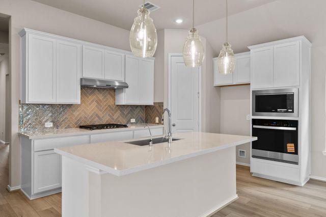 5218 Maple Wood Drive, Manvel, TX 77578