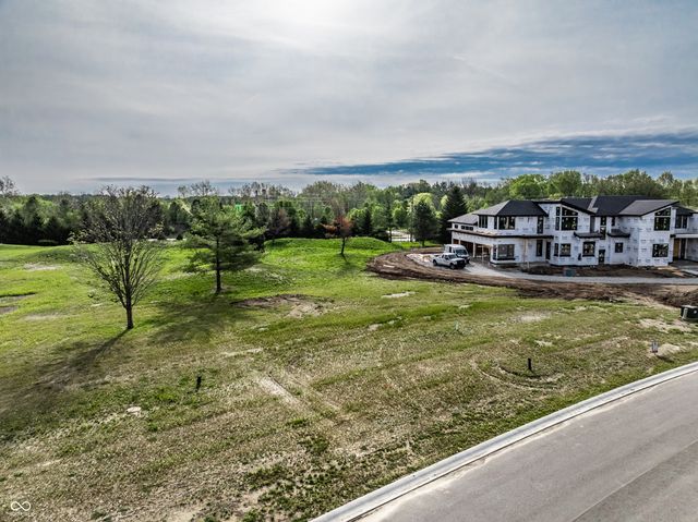 1434 N Asherwood Lane, Carmel, IN 46032