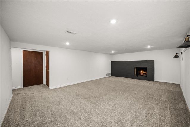 5311 S Perry St, Spokane, WA 99223