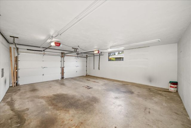 5311 S Perry St, Spokane, WA 99223
